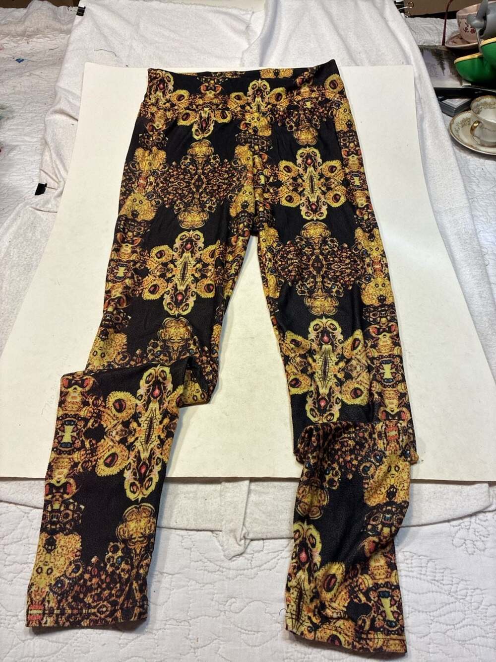 Spanx Classic M-XL Black and Gold Baroque Print Leggings